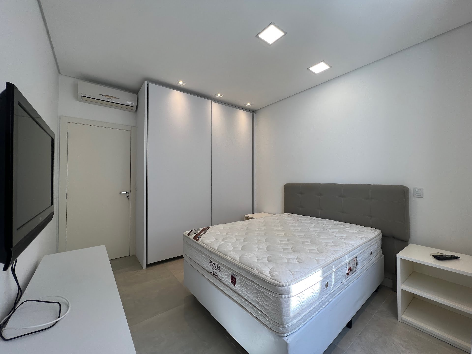Casa à venda com 2 quartos, 1 suíte, 2 vagas e 180m² no Jurerê, Florianópolis (SC) — foto 7 de 15