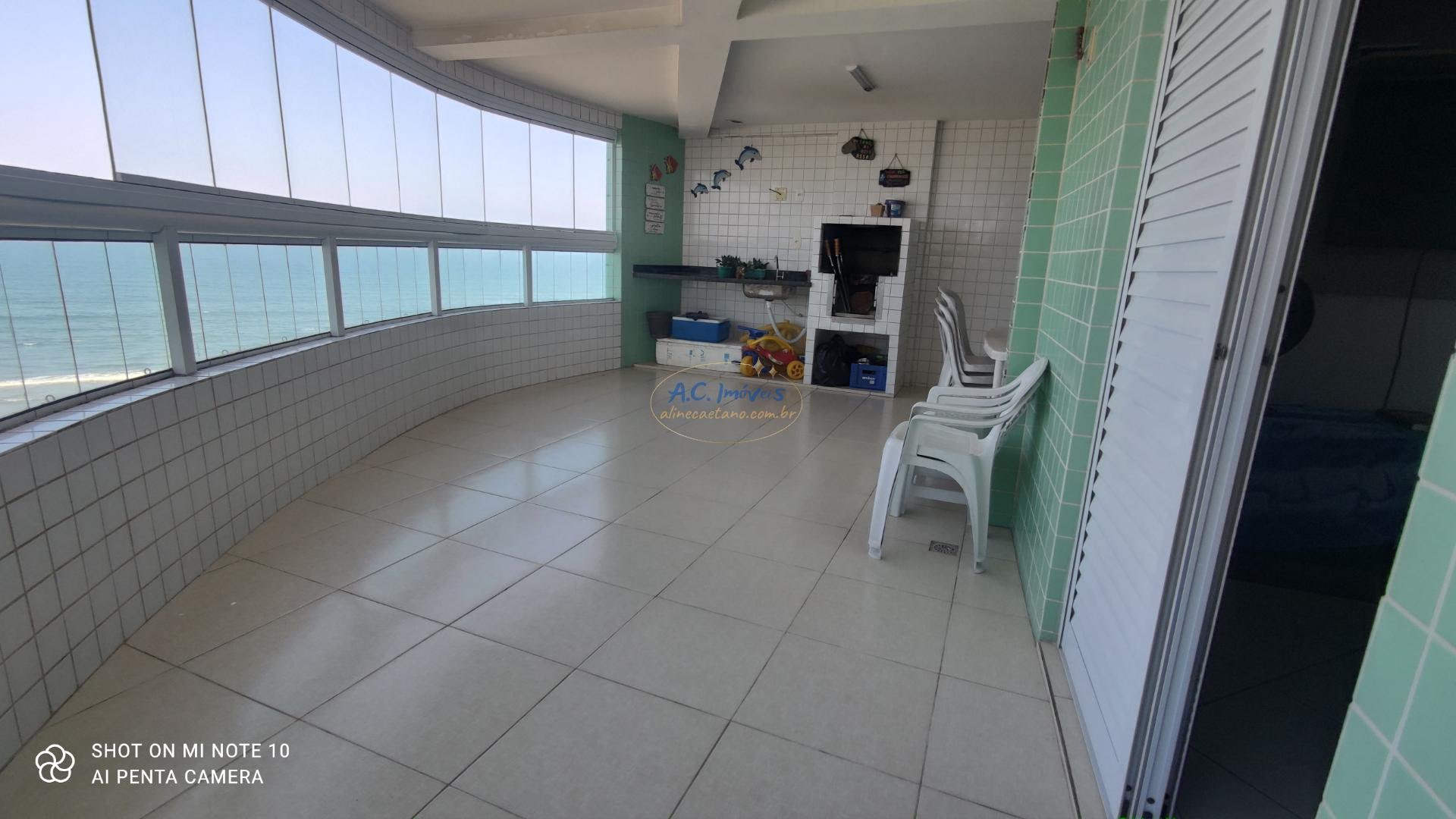 Apartamento à venda com 2 quartos, 2 banheiros, 1 vaga e 100m² no Jardim Imperador, Praia Grande — foto principal