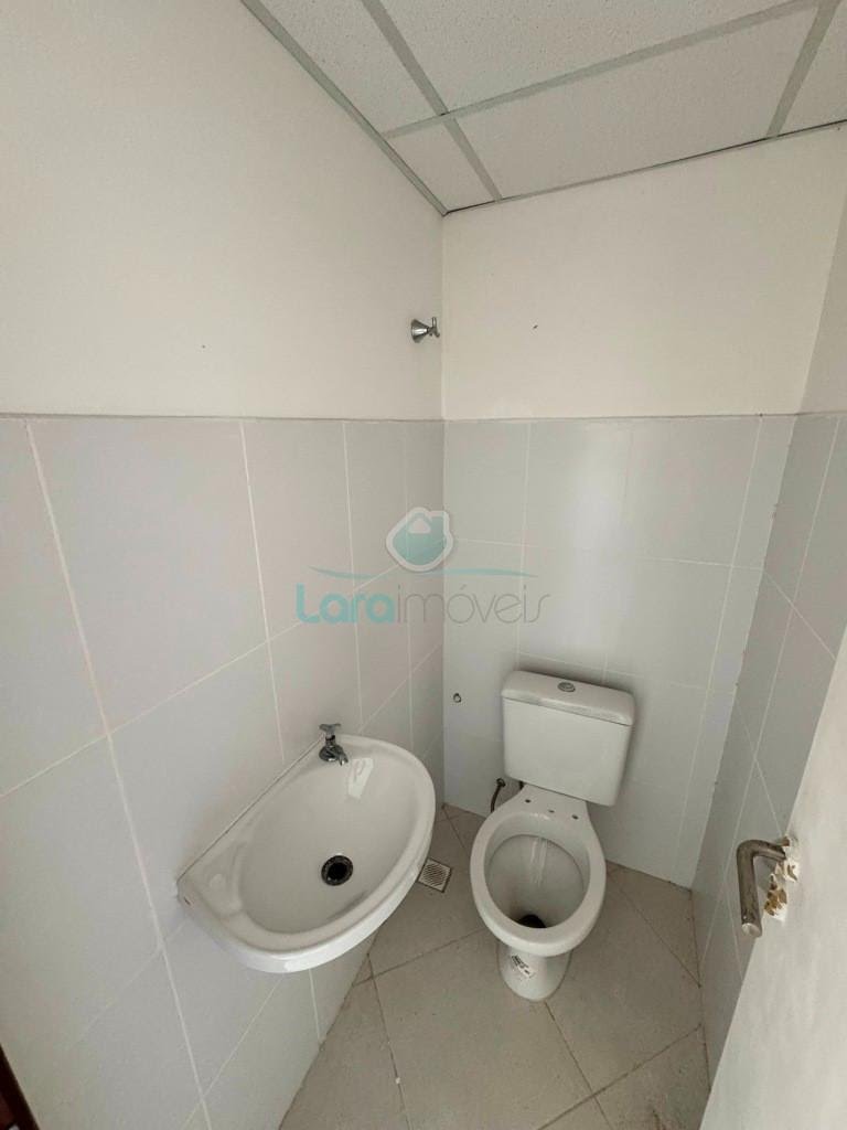Comercial para alugar com 1 banheiro, 1 vaga e 30m² no Imbetiba, Macaé (RJ) — foto 3 de 5