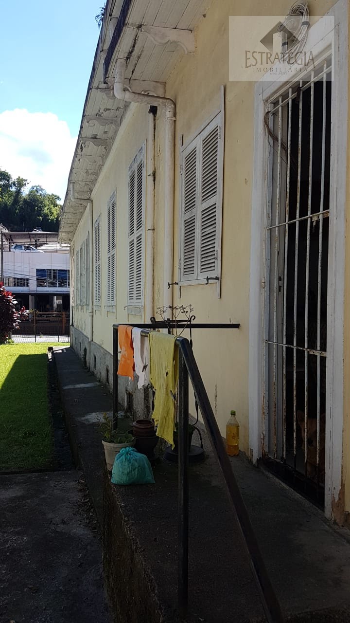 Casa à venda com 6 quartos, 5 suítes, 25 vagas e 214m² no Centro, Petrópolis (RJ) — foto 14 de 15