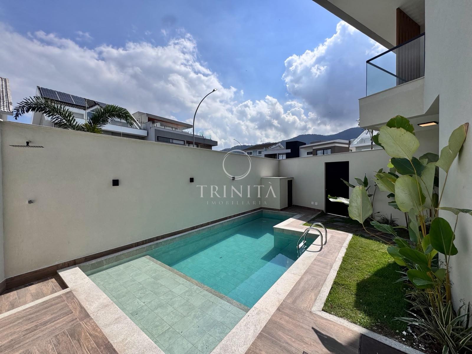 piscina-casa-210m²-dream-garden-vargem-pequena