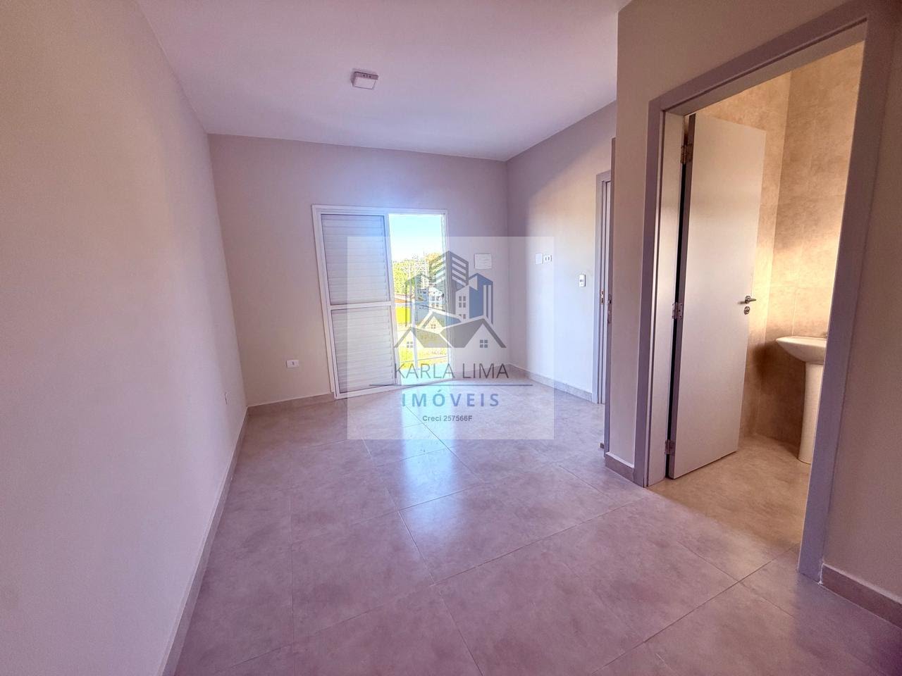 Casa à venda com 2 quartos, 2 suítes, 3 vagas e 118m² no Vista Linda, Bertioga (SP) — foto 9 de 11