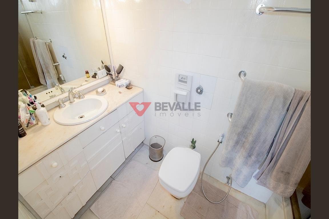 Apartamento à venda com 4 quartos, 1 suíte, 3 vagas e 205m² no Flamengo, Rio de Janeiro (RJ) — foto 26 de 30