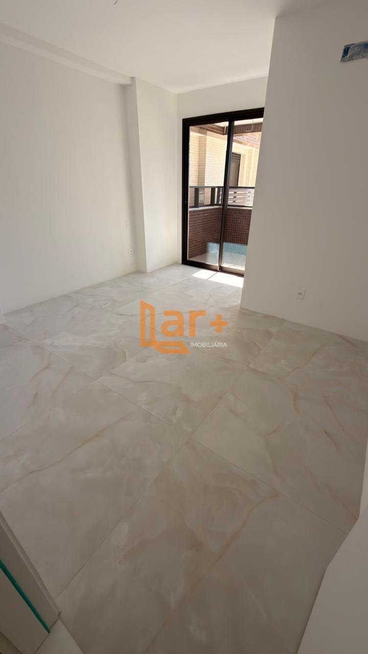 Apartamento à venda com 3 quartos, 3 suítes, 3 vagas e 200m² no Jardins, Aracaju (SE) — foto 9 de 14