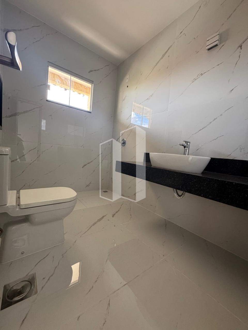 Casa à venda com 4 quartos, 2 suítes, 4 vagas e 260m² no Jardim América, Goiânia (GO) — foto 18 de 21