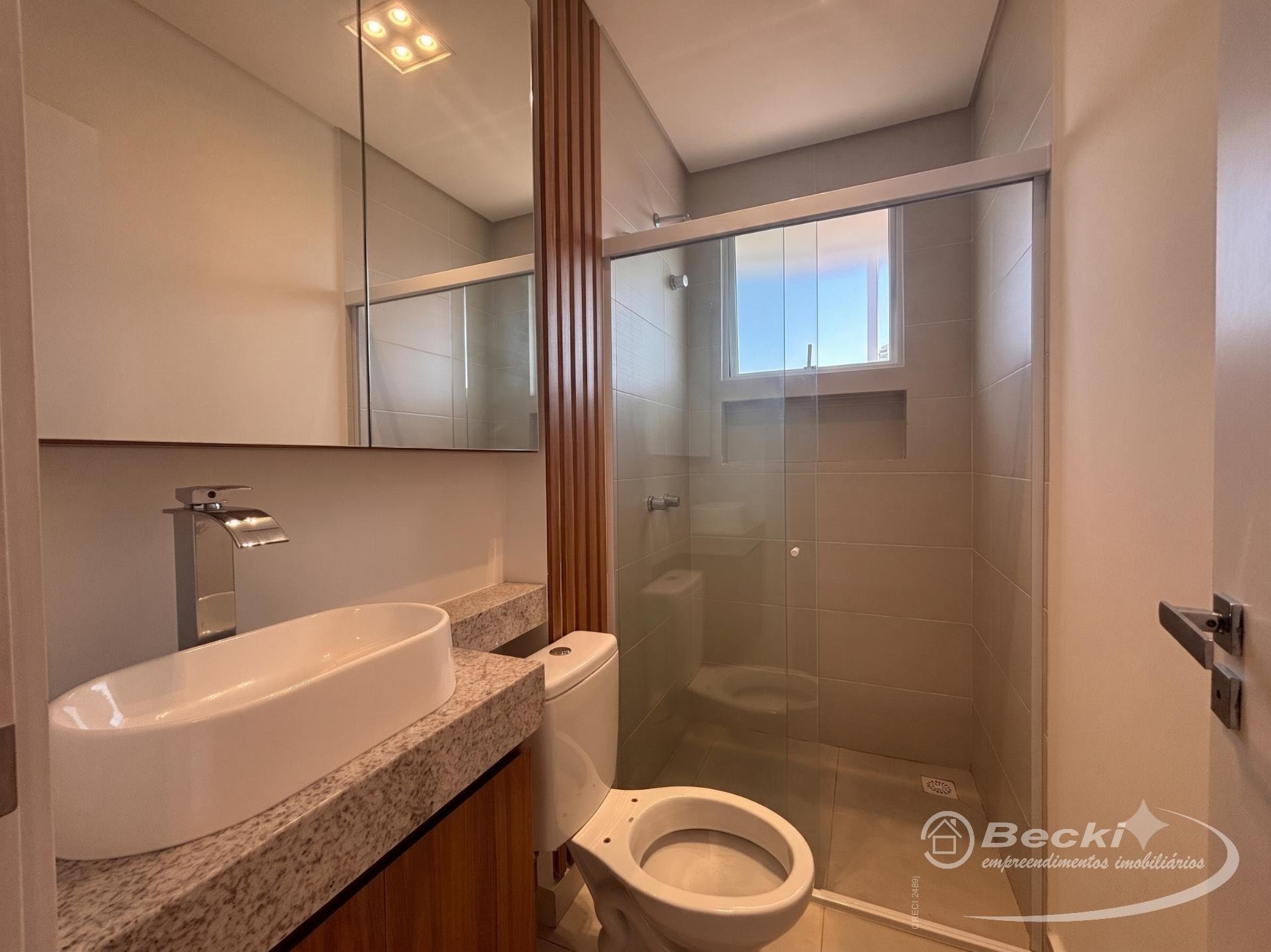 Apartamento para alugar com 3 quartos, 3 suítes, 2 vagas e 140m² no América, Joinville (SC) — foto 15 de 17