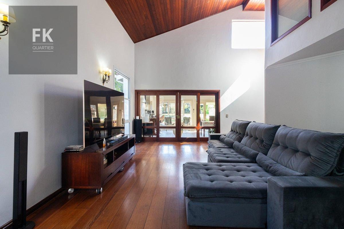 Casa à venda com 4 quartos, 2 suítes, 2 vagas e 811m² no Alphaville, Santana de Parnaíba (SP) — foto 6 de 30