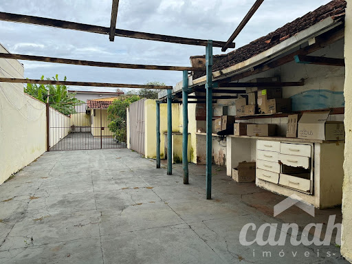 Casa de 3 dormitórios na Vila Tiberio  -  Ribeirão Preto