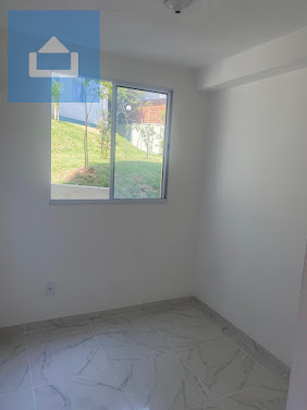 Apartamento em Jardim Fanganiello  -  São Paulo