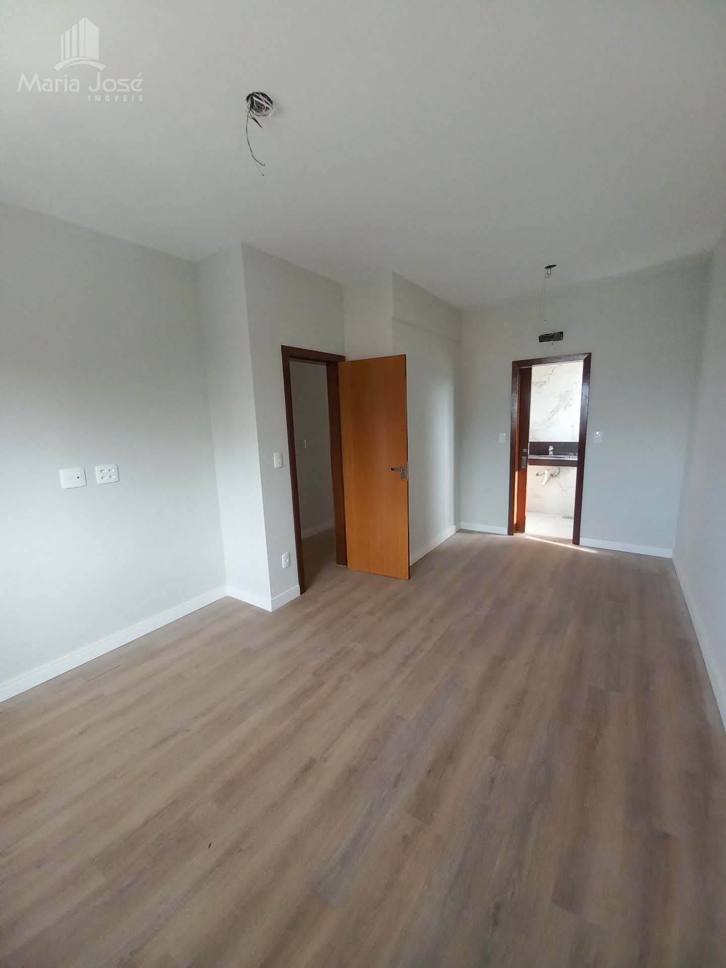 Apartamento à venda com 3 quartos, 3 suítes, 2 vagas e 126m² no Boa Vista, Sete Lagoas (MG) — foto 8 de 29