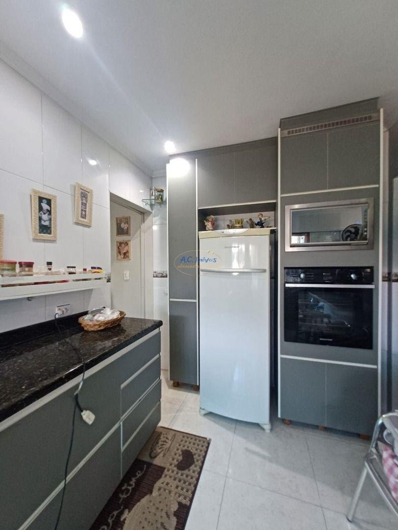 Casa à venda com 3 quartos, 2 suítes, 2 vagas e 174m² no Vila Tupi, Praia Grande (SP) — foto 9 de 30