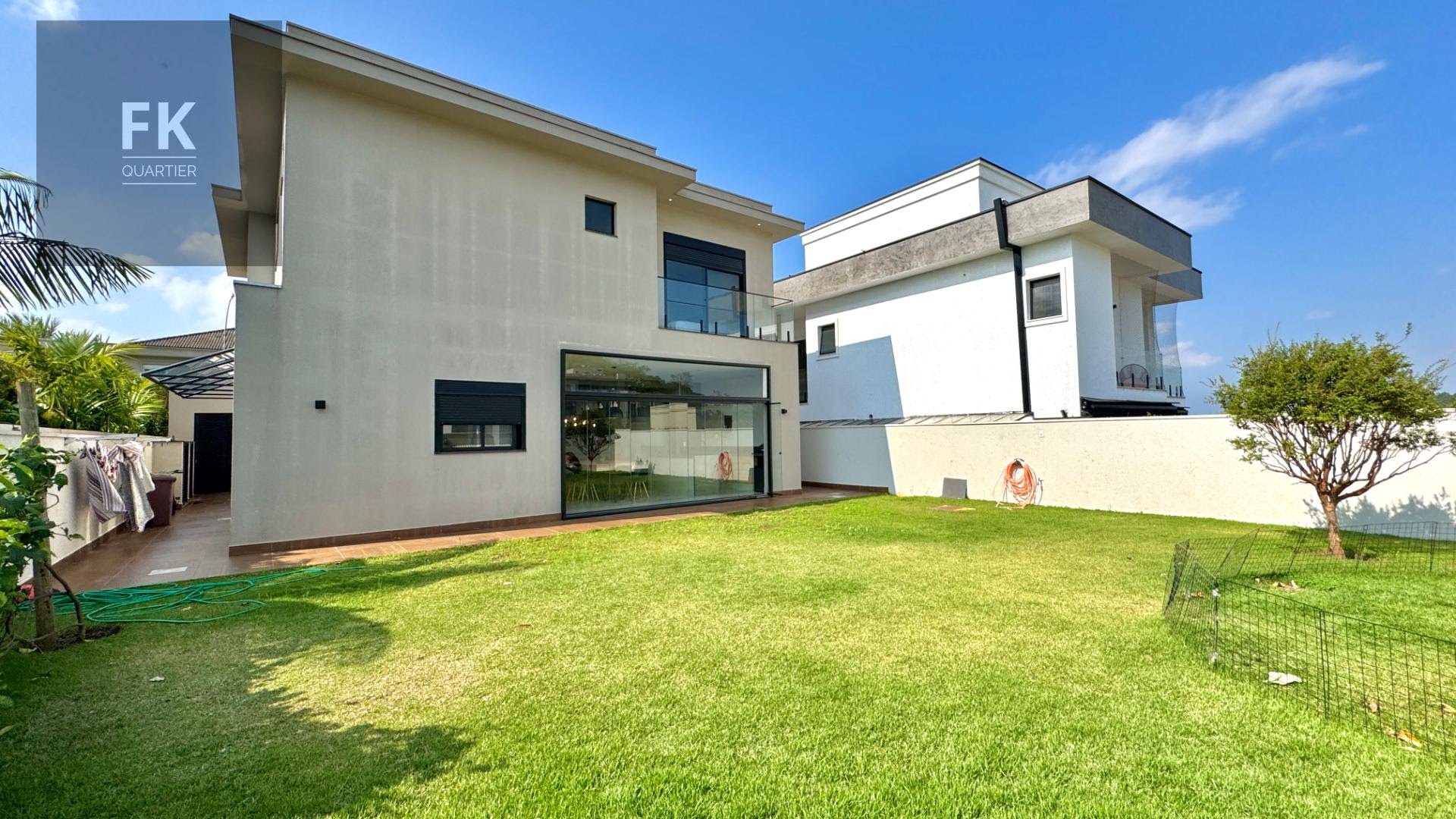 Casa à venda com 4 quartos, 4 suítes, 5 vagas e 322m² no Alphaville, Santana de Parnaíba (SP) — foto 4 de 24