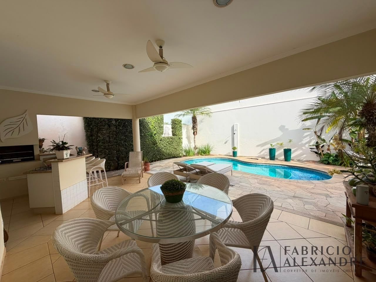 Casa à venda com 4 quartos, 4 suítes, 4 vagas e 337m² no Recanto Real, São José do Rio Preto (SP) — foto 8 de 30