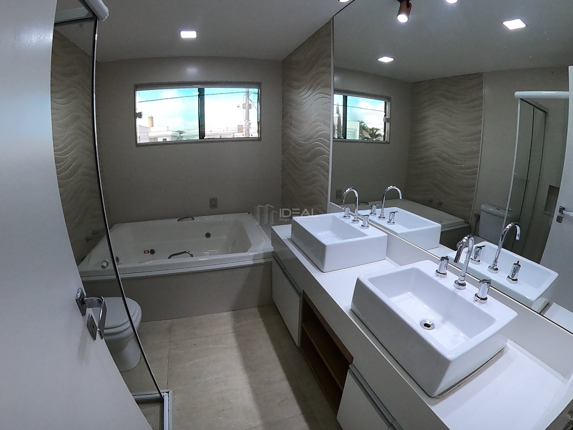 Casa à venda com 4 quartos, 4 suítes, 3 vagas e 420m² no Parque California, Campos dos Goytacazes (RJ) — foto 15 de 30