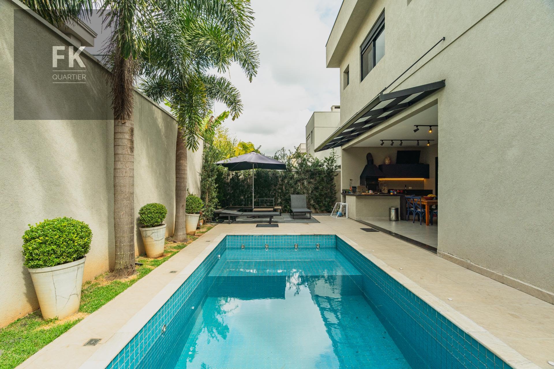 Casa à venda com 4 quartos, 4 suítes, 4 vagas e 385m² no Colinas da Anhanguera, Santana de Parnaíba (SP) — foto 2 de 30
