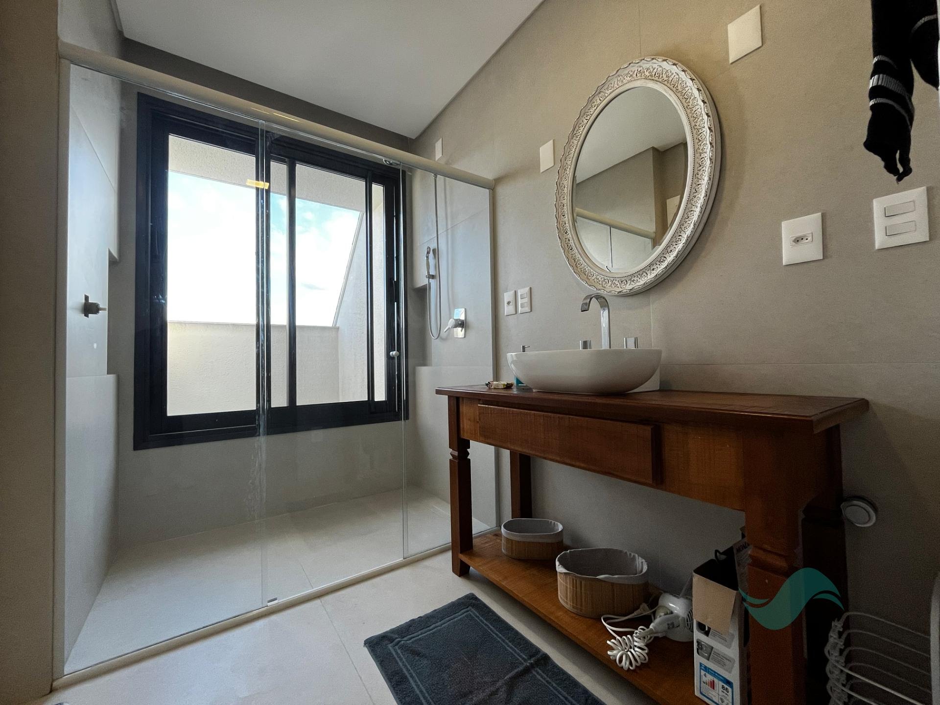 Cobertura à venda com 4 quartos, 4 suítes, 3 vagas e 240m² no Jurerê, Florianópolis (SC) — foto 10 de 19
