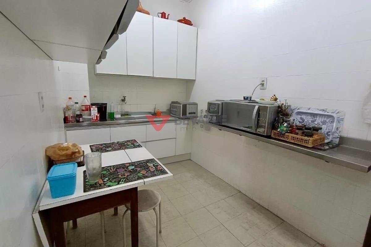 Apartamento à venda com 4 quartos, 2 banheiros e 167m² no Ipanema, Rio de Janeiro (RJ) — foto 27 de 30
