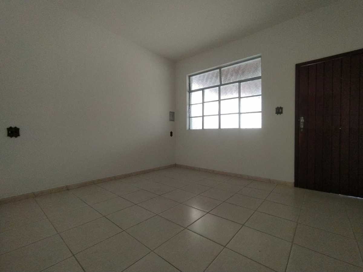 Casa à venda com 4 quartos, 2 banheiros, 10 vagas e 117m² no Minascaixa, Belo Horizonte (MG) — foto 2 de 10