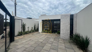 Casa à Venda no bairro Tropical II, Cascavel | 2 Quartos, 158m²