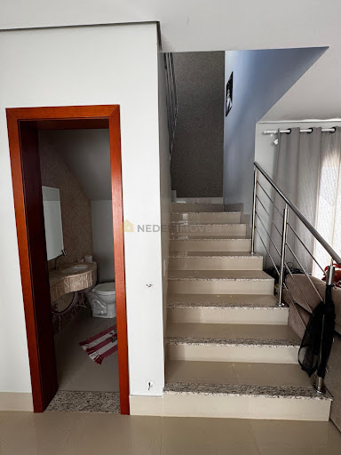 Sobrado à venda no Bairro Jardim Califórnia