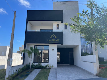 Casa em Condomínio no Jardim Eucaliptos em Sorocaba, 153m²,  03 dormitórios, 01 suíte , 02 vagas de garagem.