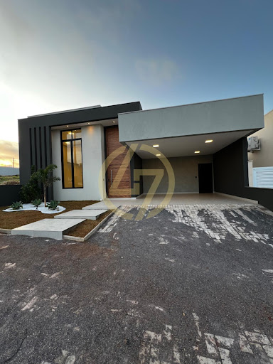 Casa em Condominio em Jardim Marabá  -  Itapetininga