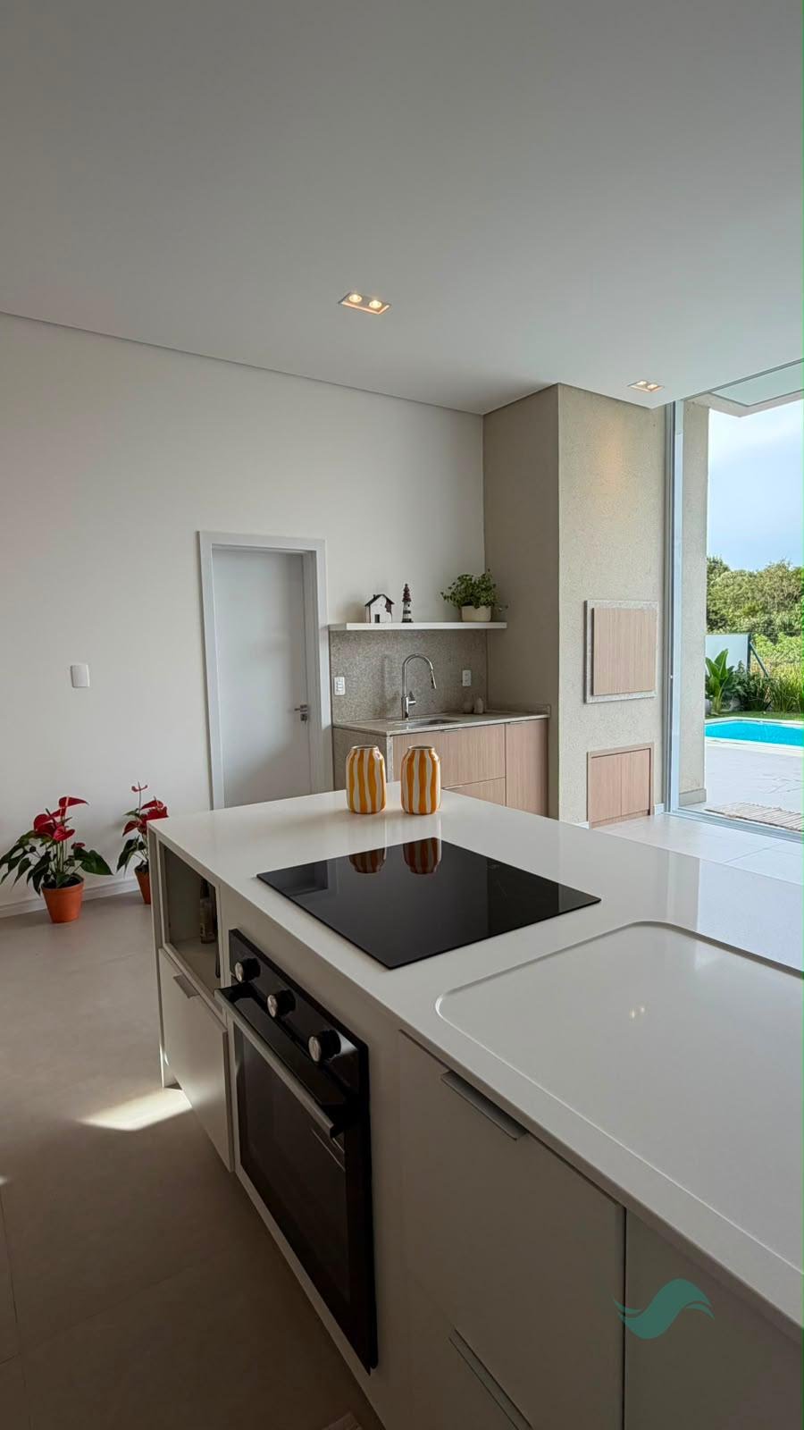 Casa à venda com 3 quartos, 3 suítes, 2 vagas e 278m² no Canto do Lamim, Florianópolis (SC) — foto 4 de 13