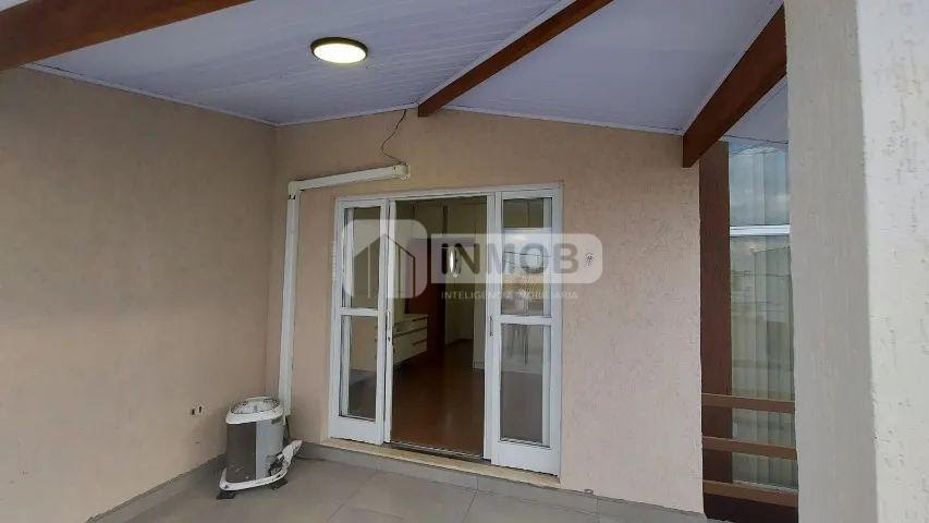 Casa para alugar com 3 quartos, 1 suíte, 4 vagas e 265m² no Piracangaguá, Taubaté (SP) — foto 8 de 14
