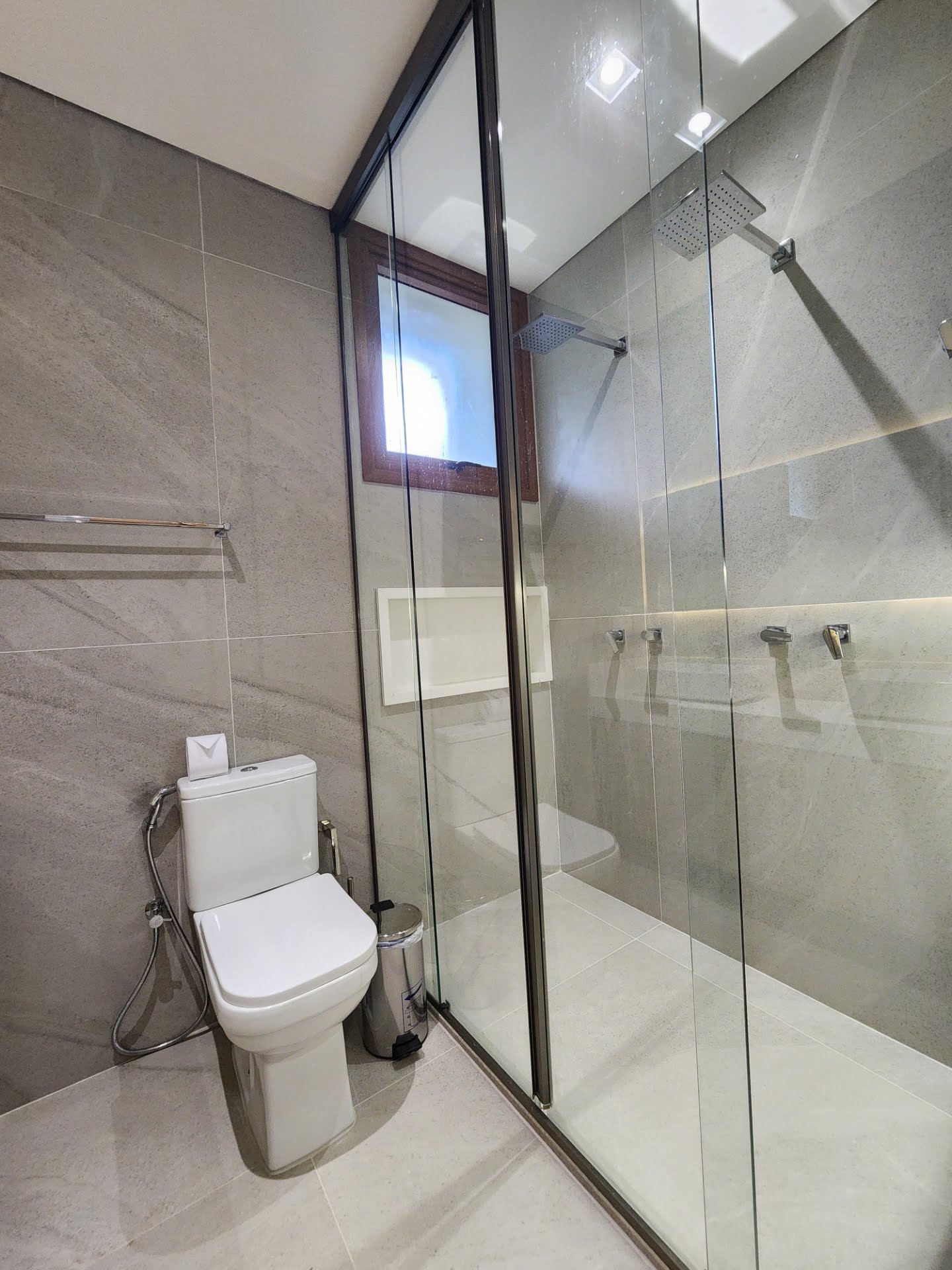 Casa à venda com 6 quartos, 6 suítes, 4 vagas e 400m² no Centro, Mata de São João (BA) — foto 23 de 30