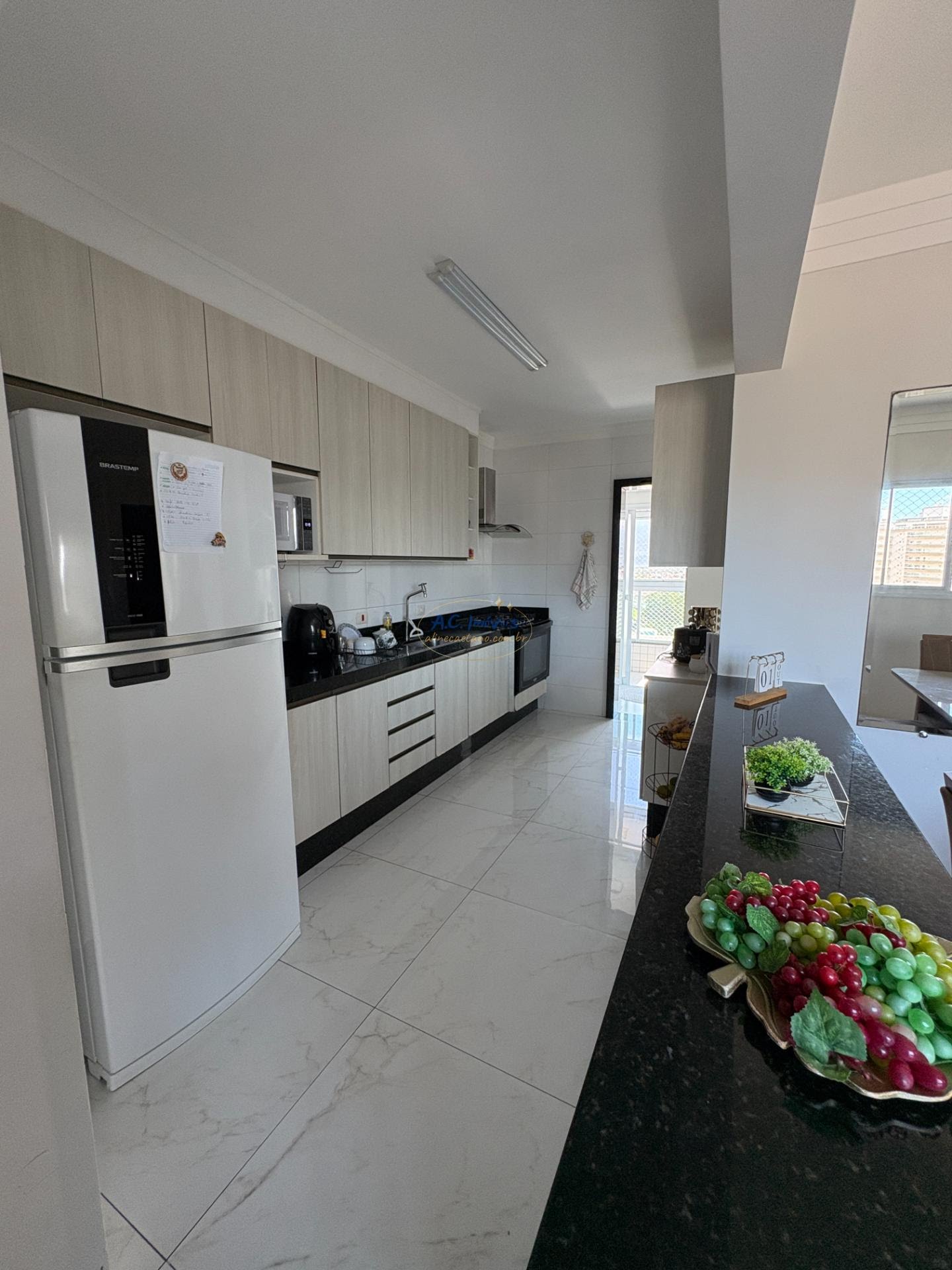 Apartamento à venda com 3 quartos, 1 suíte, 2 vagas e 110m² no Vila Caiçara, Praia Grande (SP) — foto 3 de 30