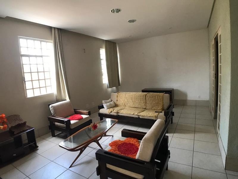 Casa à venda com 3 quartos, 1 suíte, 4 vagas e 358m² no Minascaixa, Belo Horizonte (MG) — foto 4 de 29