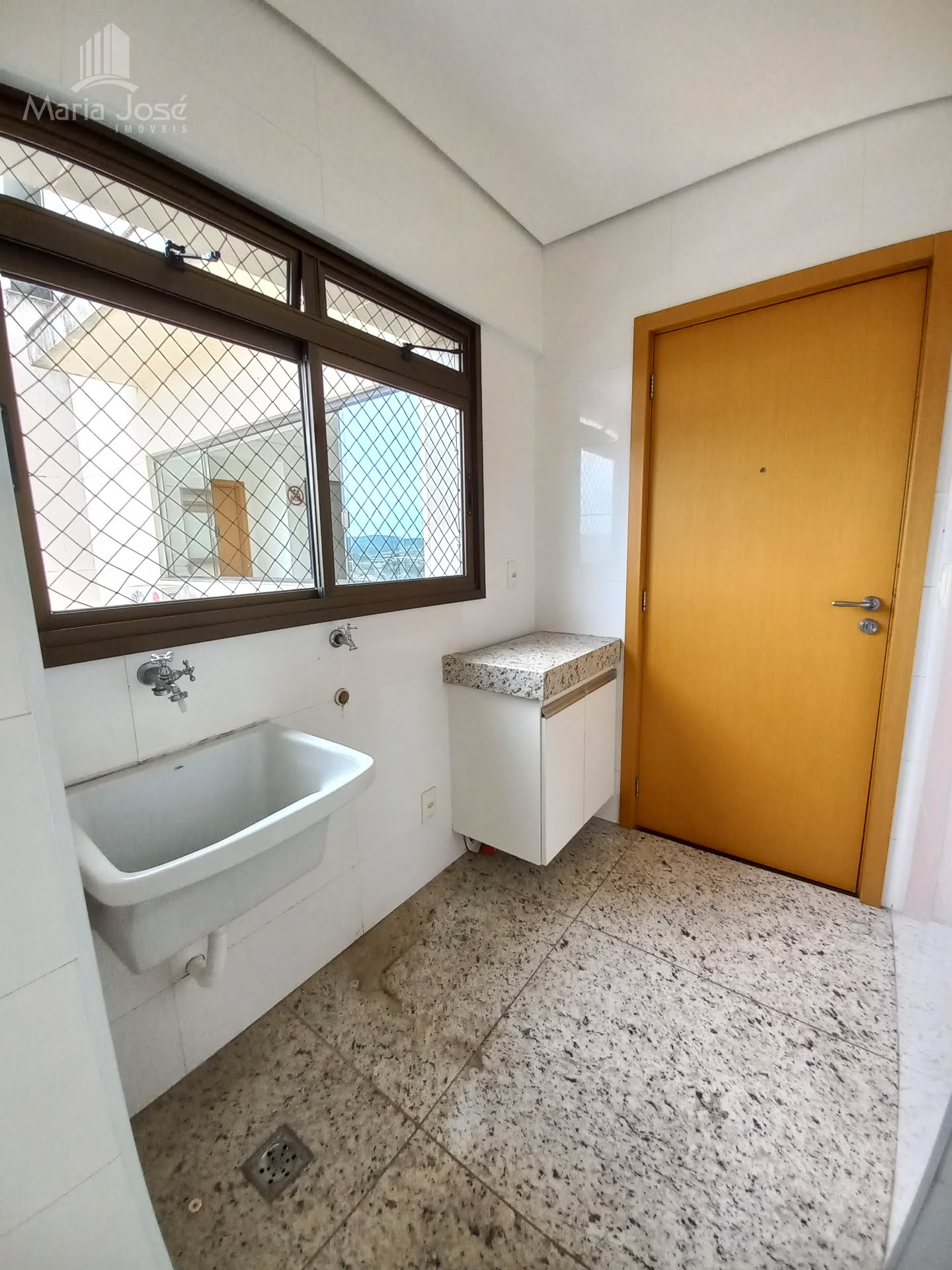 Cobertura à venda com 3 quartos, 3 suítes, 4 vagas e 160m² no Centro, Sete Lagoas (MG) — foto 15 de 30