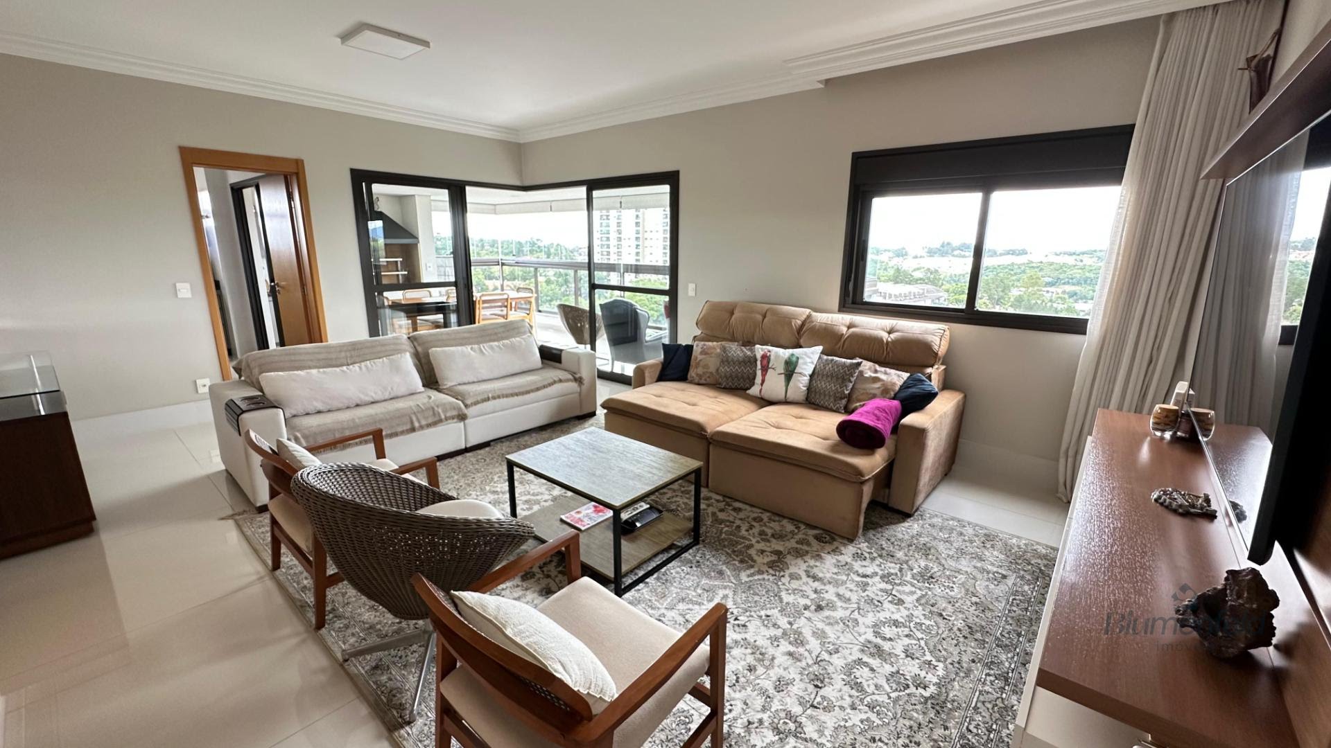 Apartamento à venda com 3 quartos, 3 suítes, 4 vagas e 197m² no Jardim Limoeiro, Arujá (SP) — foto 23 de 30