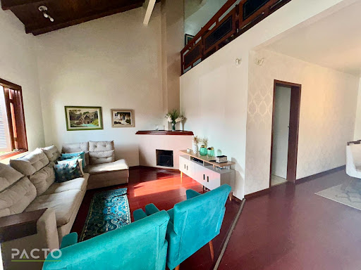 Casa à Venda em Jardim das Avenidas, Araranguá | 208m²