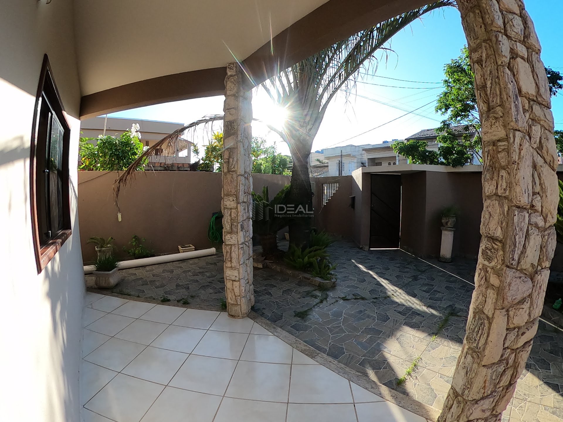 Casa duplex de 3 quartos para venda no Jardim das Acácias - Campos dos Goytacazes, RJ