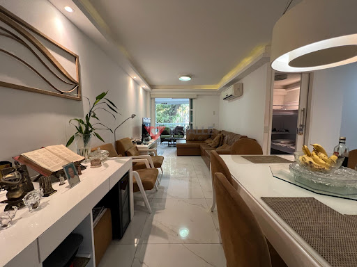 Venda de apartamento em Copacabana: 3 quartos e 2 vagas