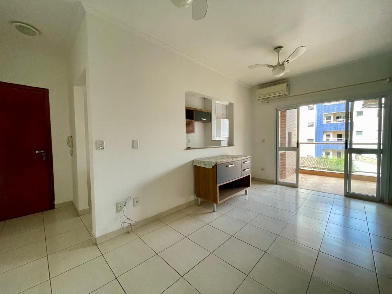 Apartamento à venda com 2 quartos, 2 banheiros e 69m² no Jardim Itaguá, Ubatuba (SP) — foto 2 de 11