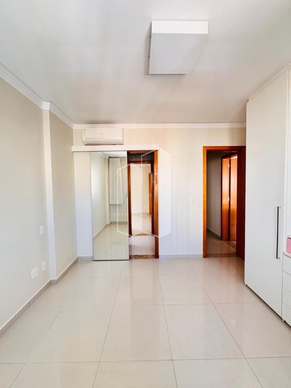 Apartamento à venda com 3 quartos, 3 suítes, 2 vagas e 140m² no Setor Bueno, Goiânia (GO) — foto 16 de 22