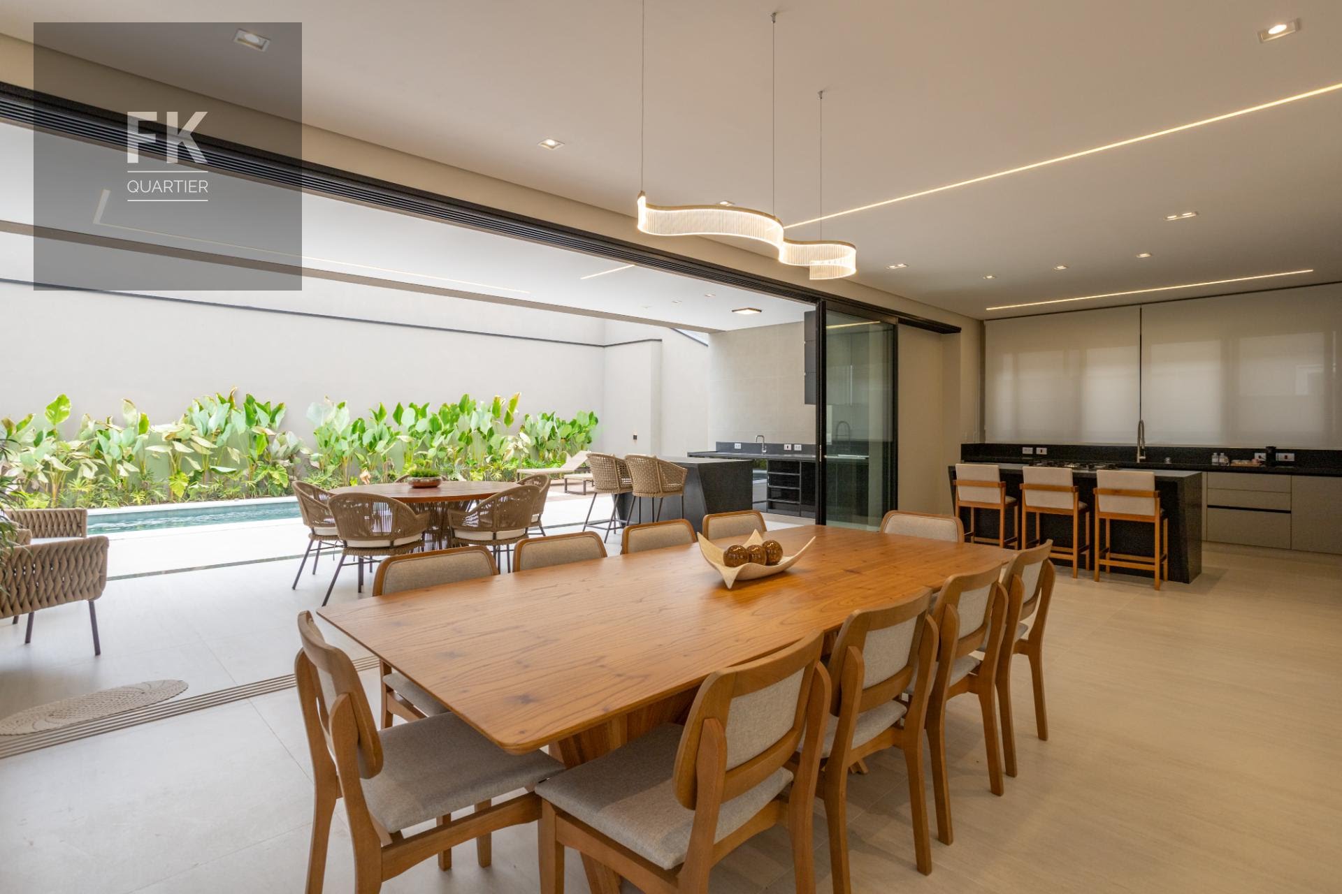 Casa à venda com 4 quartos, 4 suítes, 4 vagas e 370m² no Residencial Burle Marx, Santana de Parnaíba (SP) — foto 11 de 30