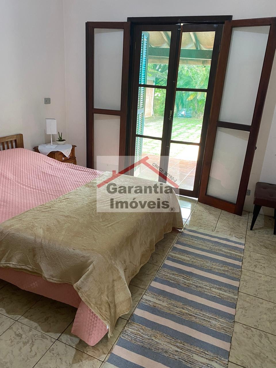 Casa à venda com 3 quartos, 2 banheiros, 8 vagas e 2400m² no Chácara Estela, Santana de Parnaíba (SP) — foto 20 de 25