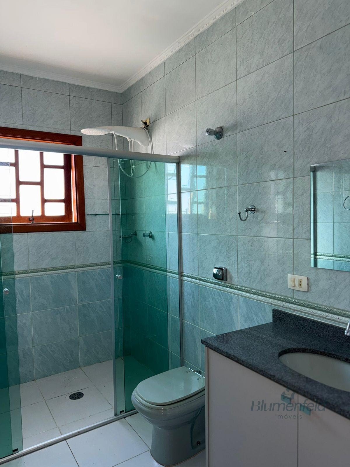 Casa para alugar com 4 quartos, 3 suítes, 2 vagas e 350m² no Arujá Country Club, Arujá (SP) — foto 27 de 30