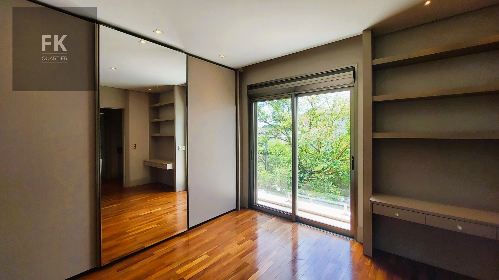 Casa à venda com 4 quartos, 4 suítes, 6 vagas e 448m² no Alphaville Conde II, Barueri (SP) — foto 19 de 30