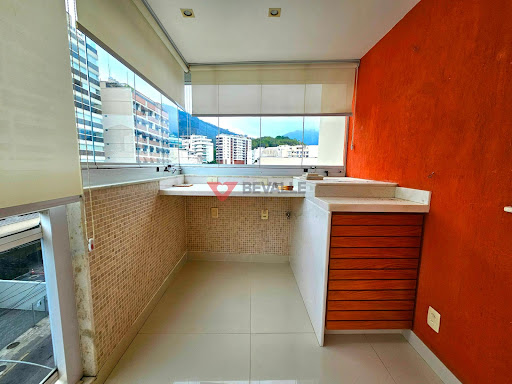 Apartamento em Botafogo: 120m², 4 quartos, 1 suíte, 2 vagas 