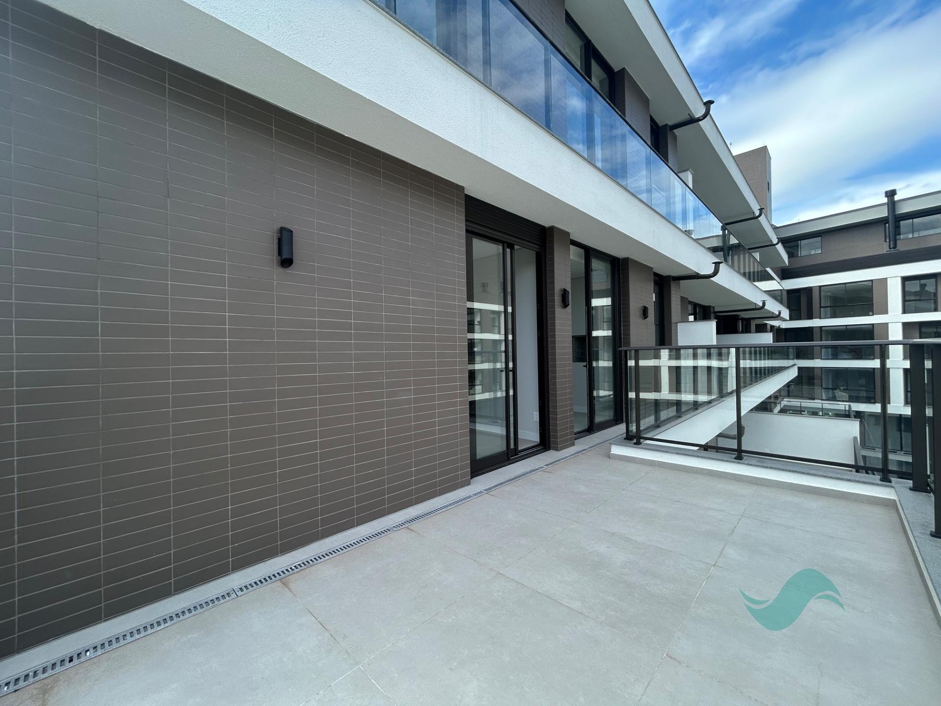 Apartamento à venda com 2 suítes, 2 vagas e 94m² no Jurerê, Florianópolis (SC) — foto 9 de 30