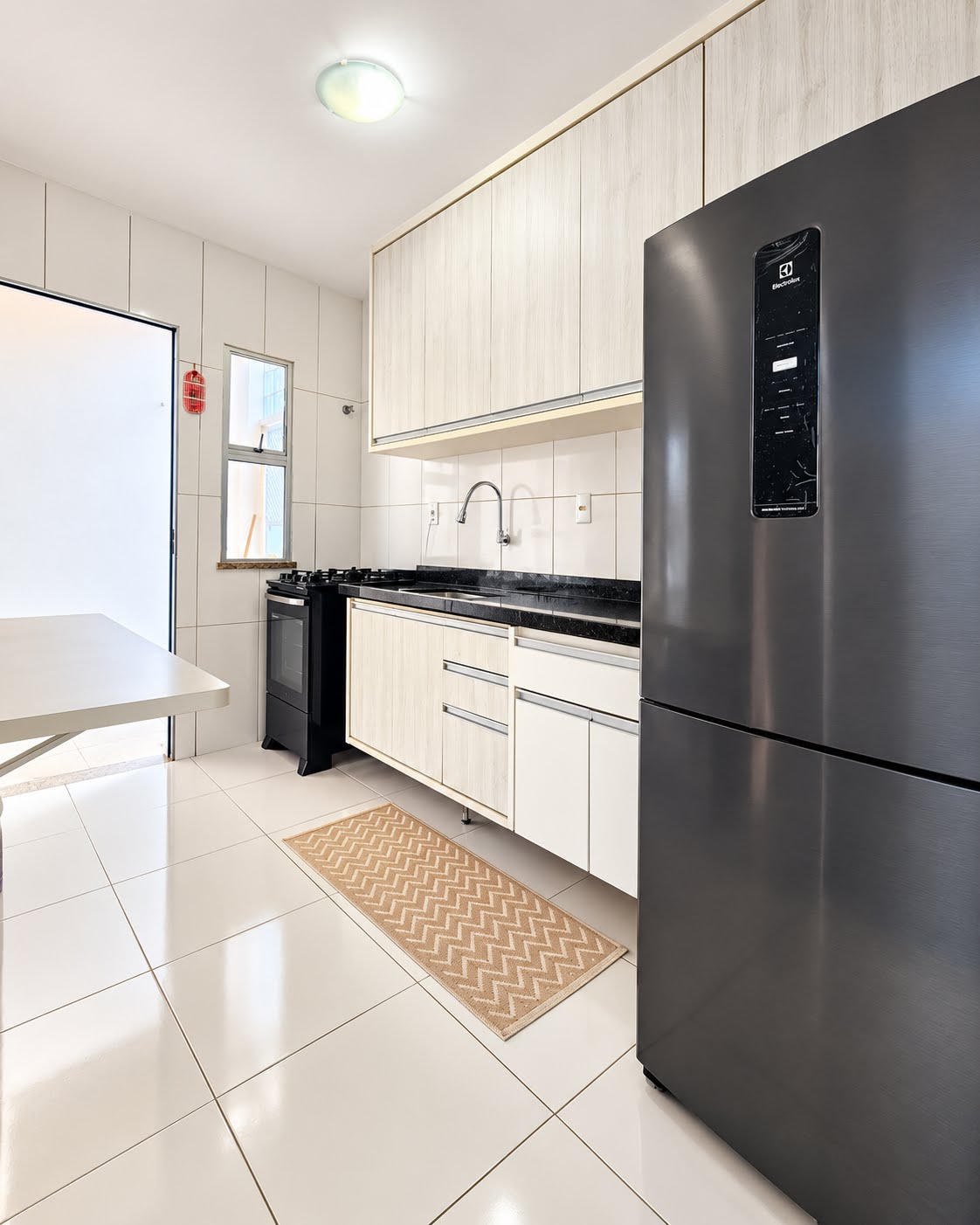Casa para alugar com 3 quartos, 1 suíte, 2 vagas e 198m² no Sim, Feira de Santana (BA) — foto 5 de 11