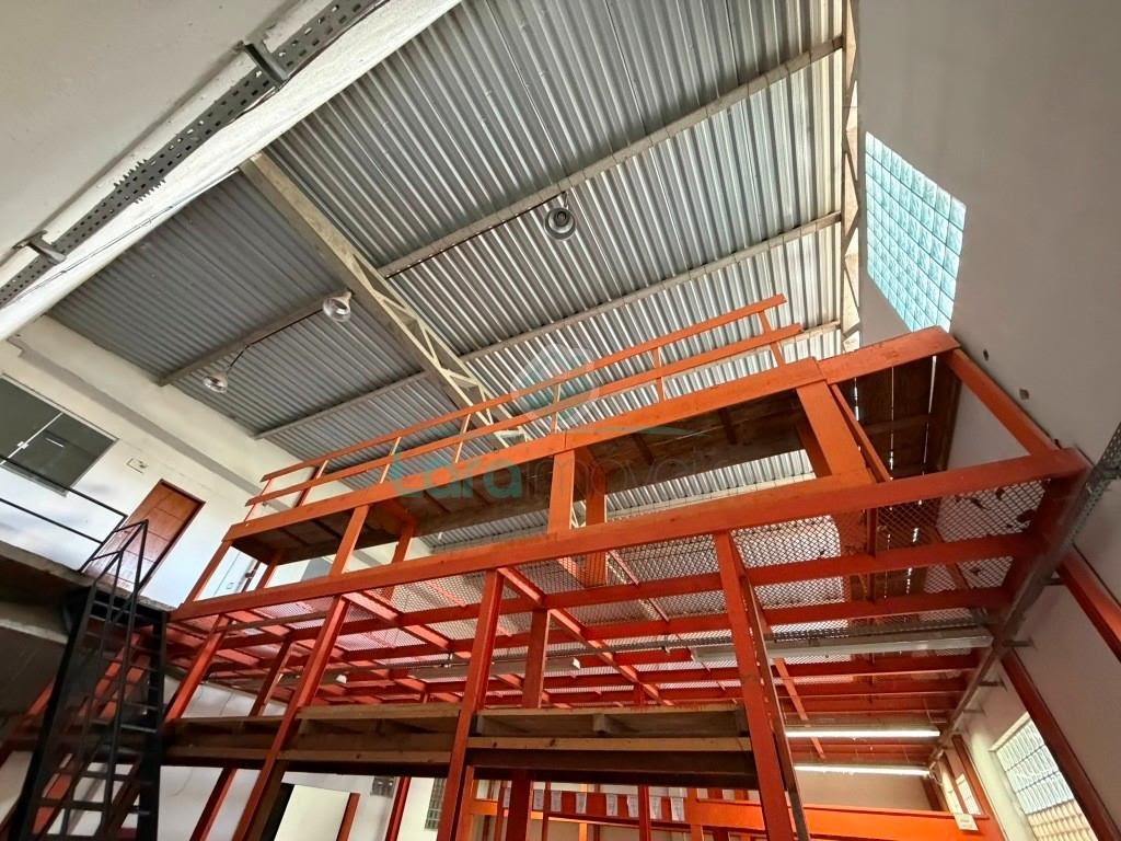 Comercial à venda com 1200m² no Novo Cavaleiro, Macaé (RJ) — foto 11 de 30