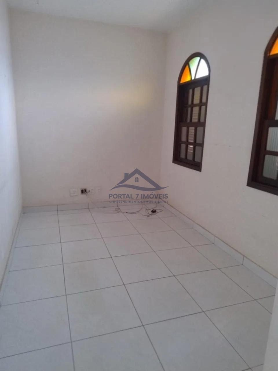 Casa à venda com 3 quartos, 1 suíte, 4 vagas e 297m² no Jardim Cambui, Sete Lagoas (MG) — foto 7 de 21