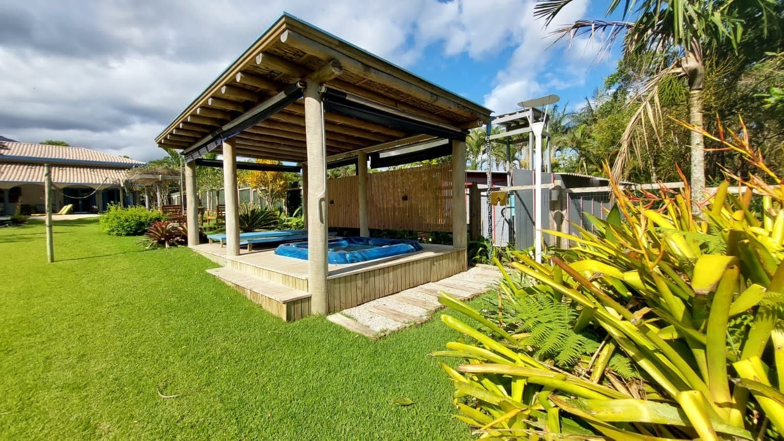 Casa à venda com 7 quartos, 11 banheiros, 8 vagas e 1047m² no Praia Dura, Ubatuba (SP) — foto 13 de 24