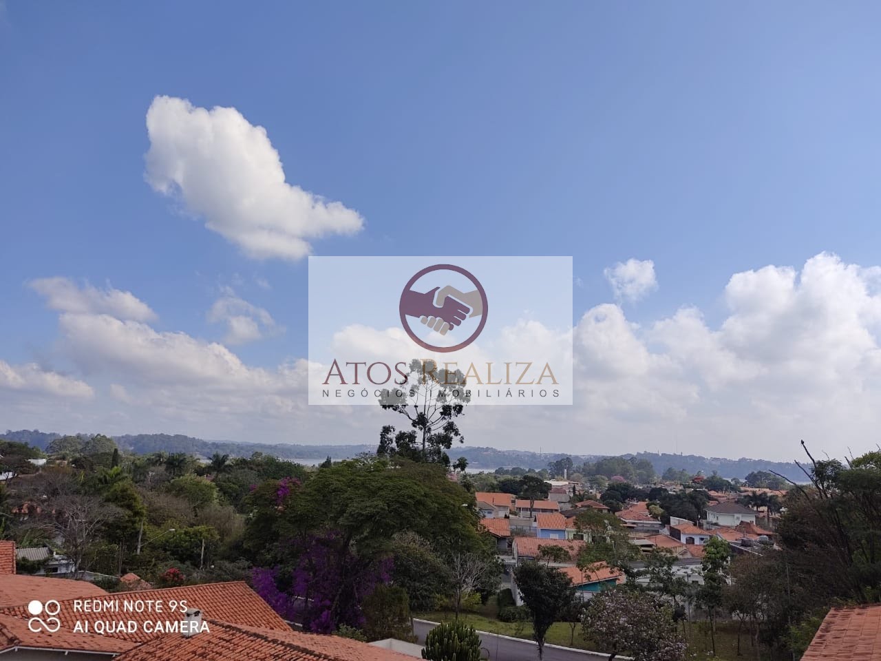 Casa à venda com 4 quartos, 4 banheiros, 4 vagas e 222m² no Bolsão de Interlagos, São Paulo — foto principal