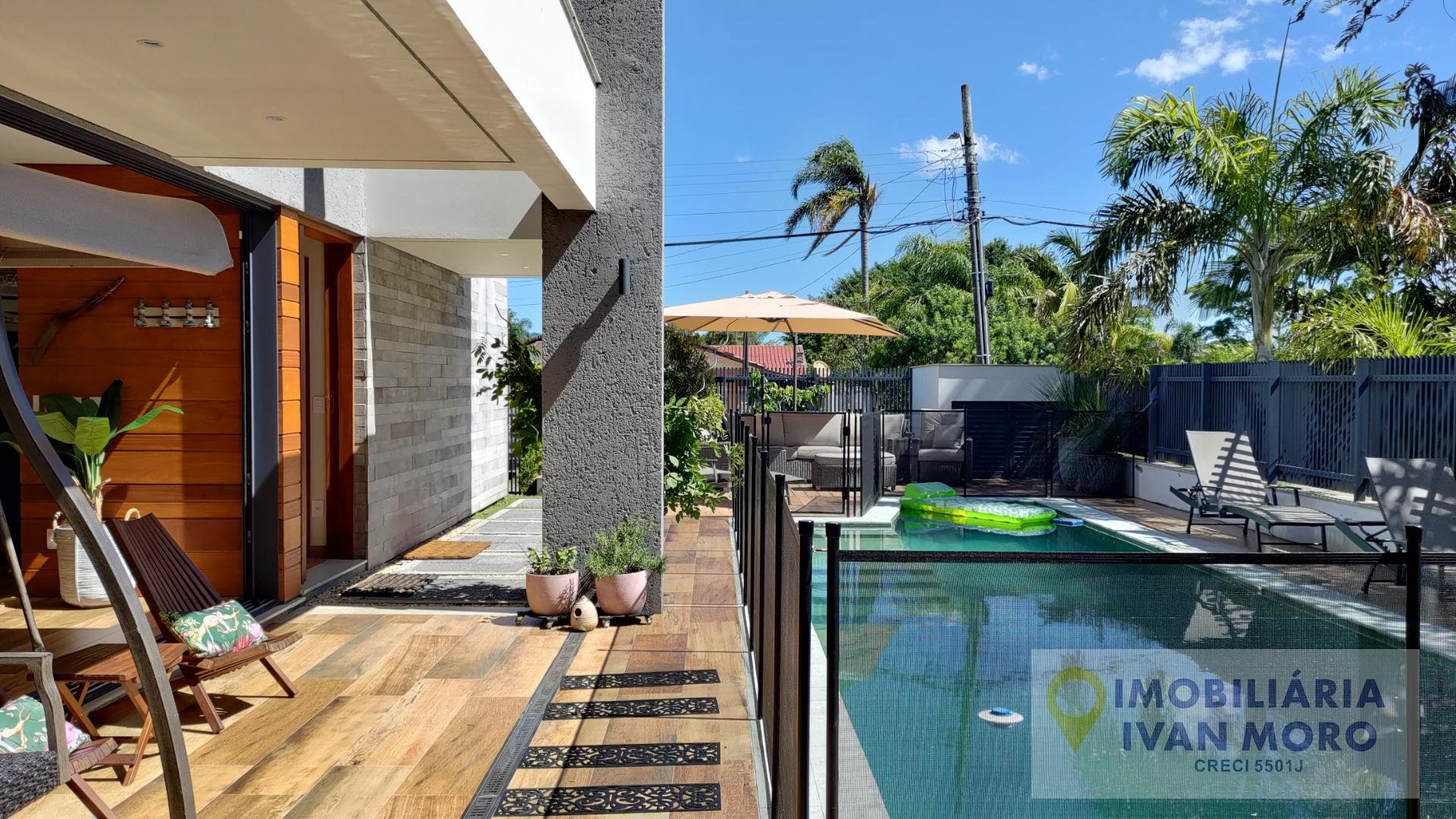 Casa para alugar com 3 quartos, 3 suítes e 2 vagas no Daniela, Florianópolis (SC) — foto 7 de 30